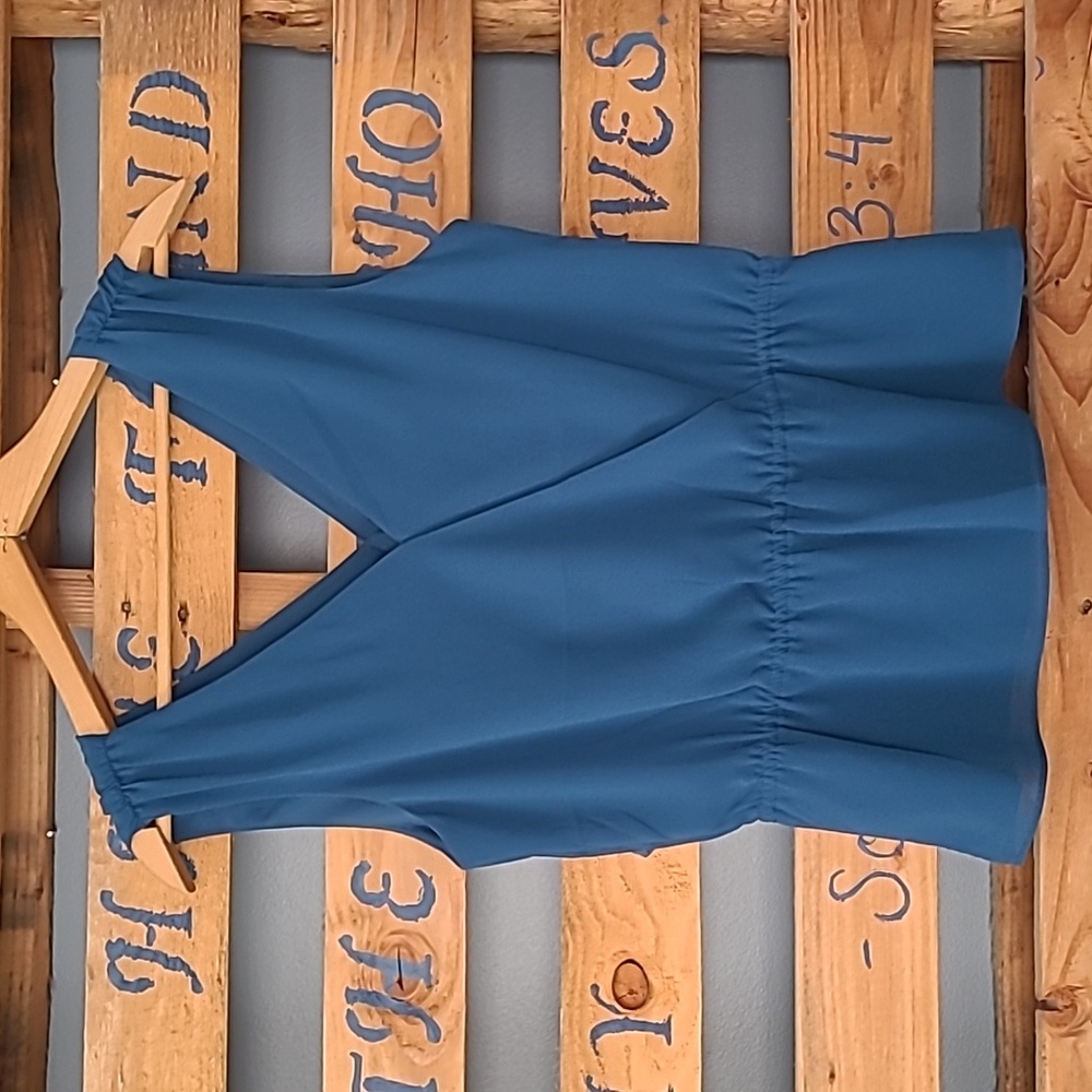 NWOT Banana Republic teal top